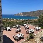 Onar Mani 4*