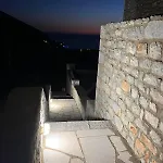 Onar Mani 4* Néon Oítilon
