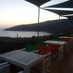 Onar Mani 4* Néon Oítilon