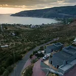 Aparthotel Onar Mani