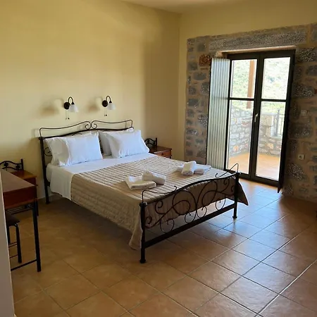 Apartmanhotel Onar Mani 3*