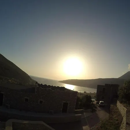 Onar Mani Aparthotel Neo Oitilo
