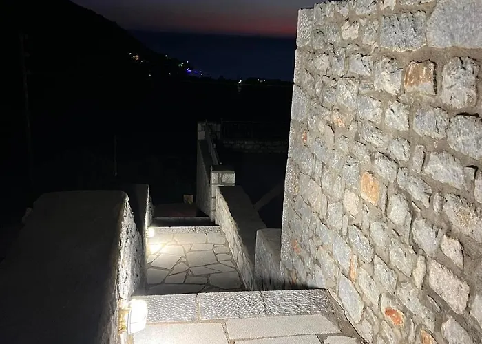 Onar Mani 3* Néon Oítilon