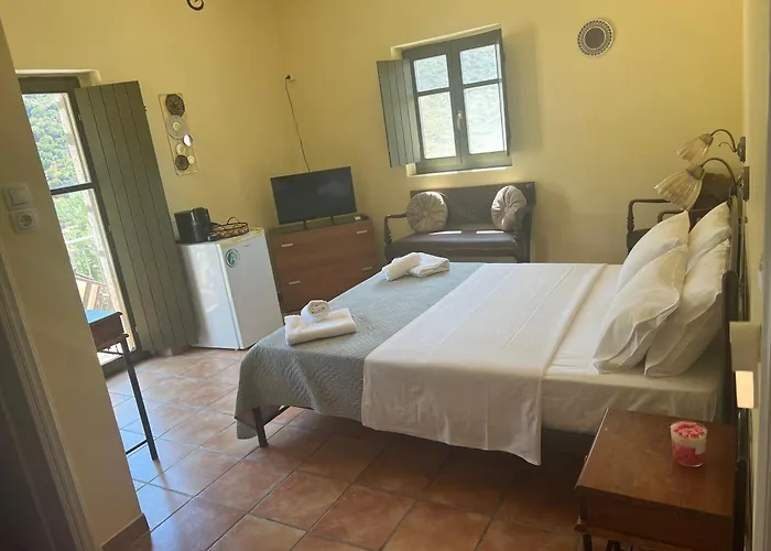 Onar Mani Lejlighedshotel Néon Oítilon