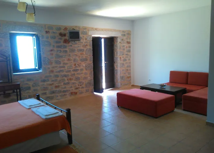 Onar Mani Lejlighedshotel Néon Oítilon